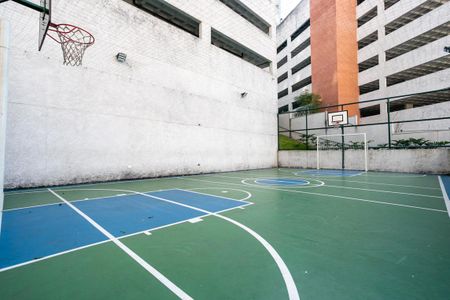 Apartamento para alugar com 48m², 2 quartos e 1 vagaÁrea comum - Quadra esportiva