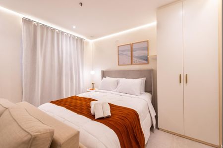 Studio para alugar com 27m², 1 quarto e 1 vaga Studio para alugar com 27m², 1 quarto e 1 vagaSala/Quarto