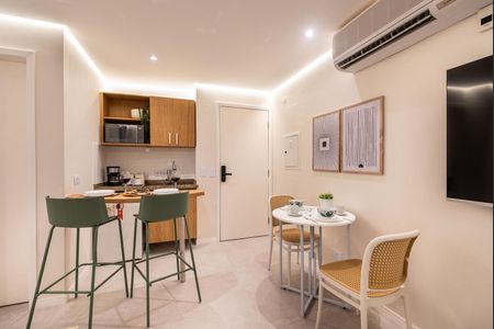 Studio para alugar com 27m², 1 quarto e 1 vaga Studio para alugar com 27m², 1 quarto e 1 vagaSala/Quarto