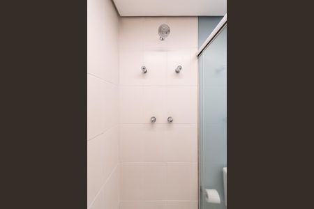 Studio para alugar com 27m², 1 quarto e 1 vaga Studio para alugar com 27m², 1 quarto e 1 vagaBanheiro