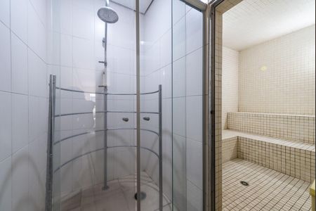 Studio para alugar com 27m², 1 quarto e 1 vaga Studio para alugar com 27m², 1 quarto e 1 vagaBanheiro