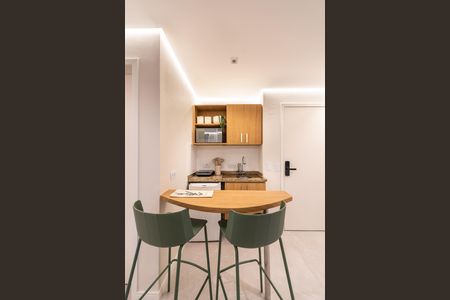 Studio para alugar com 27m², 1 quarto e 1 vaga Studio para alugar com 27m², 1 quarto e 1 vagaCozinha