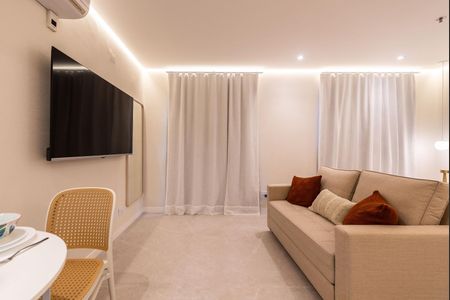 Studio para alugar com 27m², 1 quarto e 1 vaga Studio para alugar com 27m², 1 quarto e 1 vagaSala/Quarto