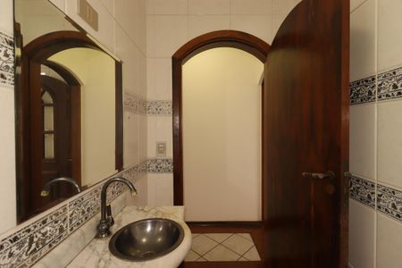 Casa para alugar com 185m², 3 quartos e 2 vagasLavabo