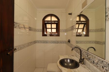 Casa para alugar com 185m², 3 quartos e 2 vagasLavabo