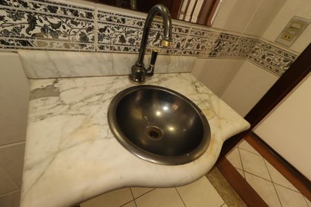 Casa para alugar com 185m², 3 quartos e 2 vagasLavabo - Pia