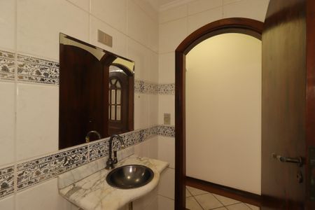 Casa para alugar com 185m², 3 quartos e 2 vagasLavabo