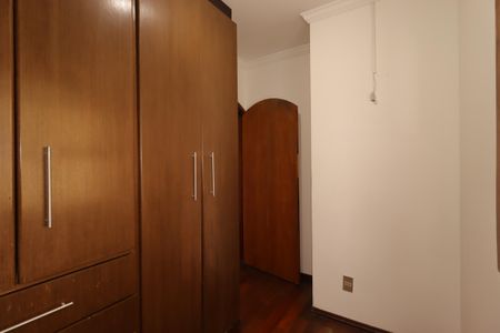 Casa para alugar com 185m², 3 quartos e 2 vagasQuarto 2