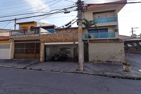 Casa para alugar com 185m², 3 quartos e 2 vagasFachada