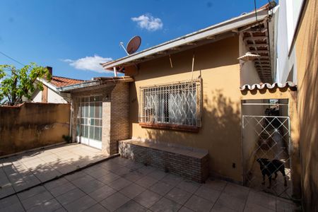 Casa à venda com 182m², 3 quartos e 5 vagasFACHADA DA CASA