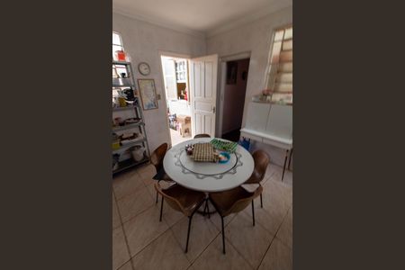 Casa à venda com 182m², 3 quartos e 5 vagasCOZINHA