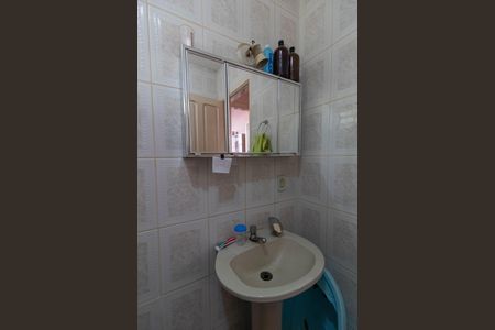 Casa à venda com 182m², 3 quartos e 5 vagasBANHEIRO 1