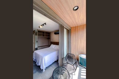 Varanda de kitnet/studio para alugar com 1 quarto, 26m² em Vila Regente Feijó, São Paulo