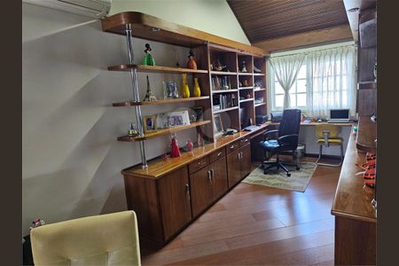 Casa à venda com 5 quartos, 286m² em Tucuruvi, São Paulo
