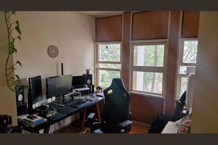 Apartamento à venda com 100m², 3 quartos e 2 vagasQuarto