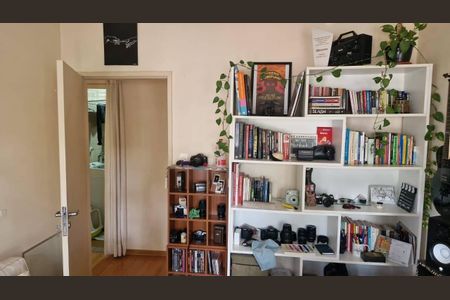 Apartamento à venda com 100m², 3 quartos e 2 vagasQuarto