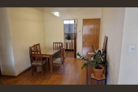 Apartamento à venda com 100m², 3 quartos e 2 vagasSala