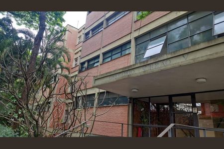 Apartamento à venda com 100m², 3 quartos e 2 vagasFachada