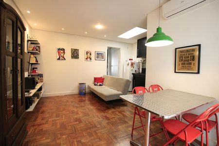 Apartamento à venda com 43m², 1 quarto e sem vagaSala