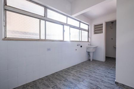 Apartamento à venda com 104m², 3 quartos e 1 vagaÁrea de Serviço