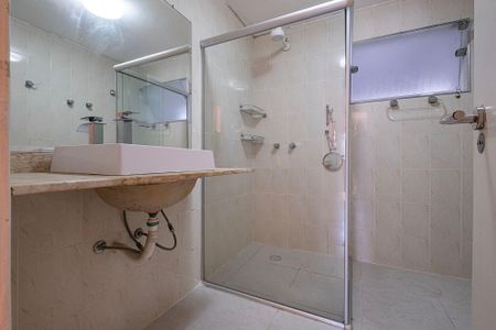 Apartamento à venda com 104m², 3 quartos e 1 vagaBanheiro social