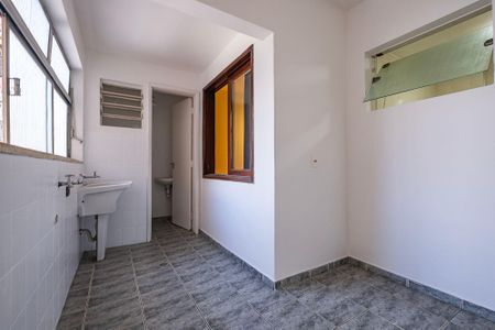 Apartamento à venda com 104m², 3 quartos e 1 vagaÁrea de Serviço