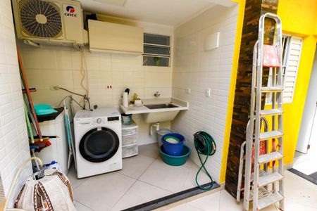 Casa à venda com 202m², 3 quartos e 3 vagasÁrea de Serviço