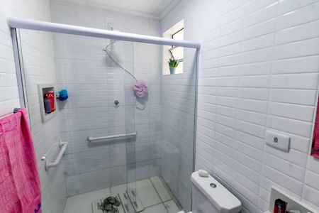 Casa à venda com 202m², 3 quartos e 3 vagasBanheiro da Suíte 2