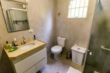 Casa à venda com 202m², 3 quartos e 3 vagasBanheiro da Suíte 1