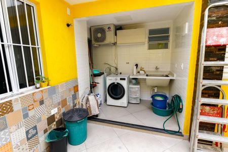 Casa à venda com 202m², 3 quartos e 3 vagasÁrea de Serviço