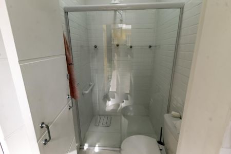 Casa à venda com 202m², 3 quartos e 3 vagasBanheiro