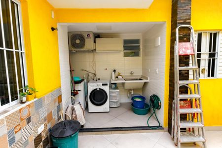 Casa à venda com 202m², 3 quartos e 3 vagasÁrea de Serviço