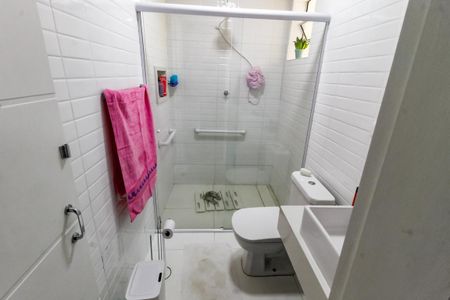 Casa à venda com 202m², 3 quartos e 3 vagasBanheiro da Suíte 2