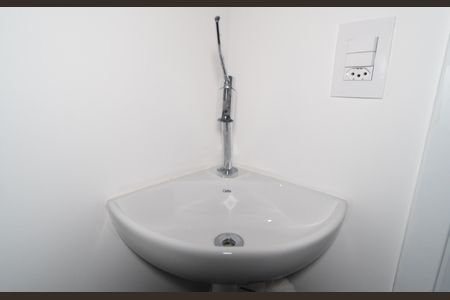 Apartamento para alugar com 36m², 1 quarto e sem vaga Apartamento para alugar com 36m², 1 quarto e sem vagaBanheiro