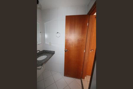 Apartamento para alugar com 65m², 2 quartos e 2 vagasBanheiro
