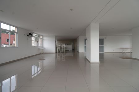 Apartamento para alugar com 65m², 2 quartos e 2 vagasÁrea comum - Salão de festas