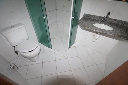 Apartamento para alugar com 65m², 2 quartos e 2 vagasBanheiro