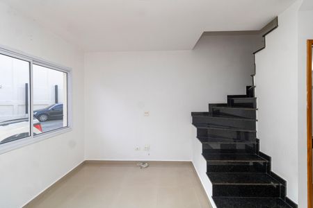 Sala de casa de condomínio para alugar com 2 quartos, 69m² em Tremembé, São Paulo