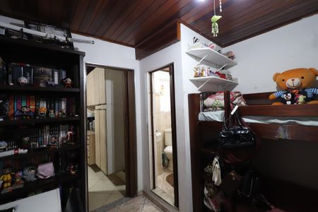 Quarto 3 de casa à venda com 4 quartos, 157m² em Vila Nova Manchester, São Paulo
