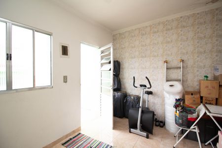 Casa à venda com 150m², 3 quartos e 6 vagasEdícula - Quarto