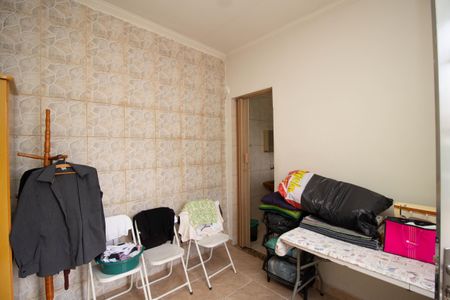 Casa à venda com 150m², 3 quartos e 6 vagasEdícula - Sala