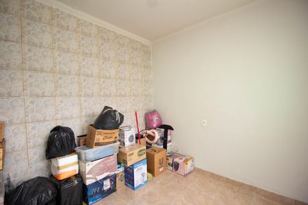 Casa à venda com 150m², 3 quartos e 6 vagasEdícula - Quarto