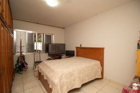 Casa à venda com 150m², 3 quartos e 6 vagasQuarto 1