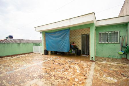Casa à venda com 150m², 3 quartos e 6 vagasQuintal