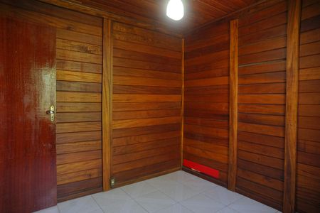 Quarto 1 de casa de condomínio para alugar com 2 quartos, 40m² em Várzea das Mocas, Niterói