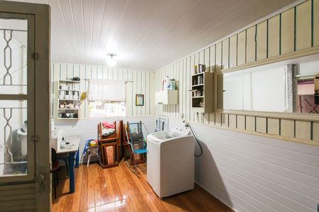 Casa à venda com 100m², 2 quartos e 1 vaga Casa à venda com 100m², 2 quartos e 1 vagaÁrea de Serviço