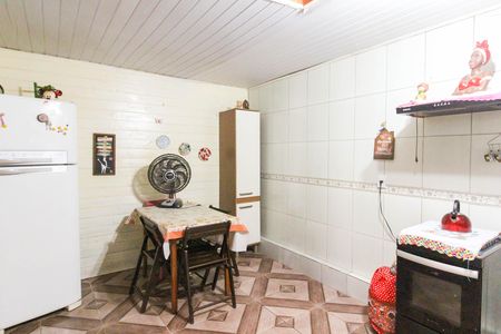 Casa à venda com 100m², 2 quartos e 1 vaga Casa à venda com 100m², 2 quartos e 1 vagaCozinha