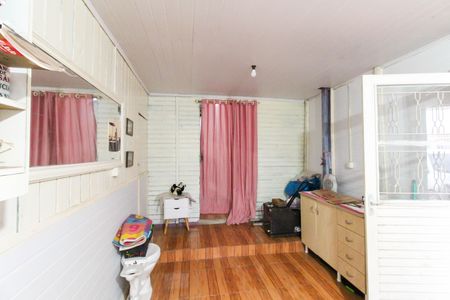 Casa à venda com 100m², 2 quartos e 1 vaga Casa à venda com 100m², 2 quartos e 1 vagaÁrea de Serviço