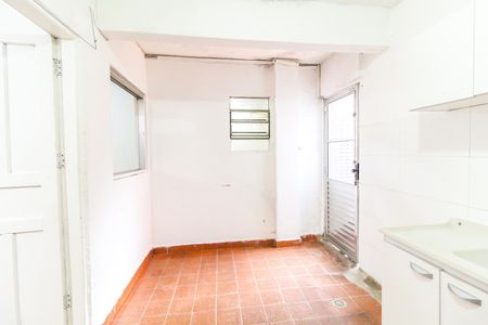Casa para alugar com 36m², 1 quarto e sem vagaCozinha e Área de Serviço