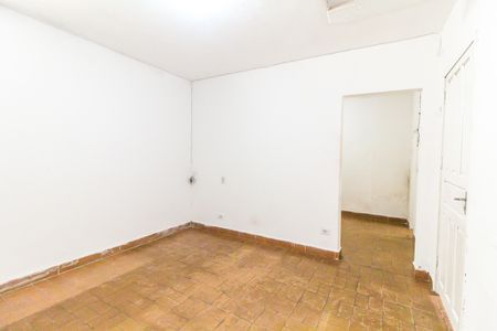 Sala de casa para alugar com 1 quarto, 36m² em Vila Carmosina, São Paulo